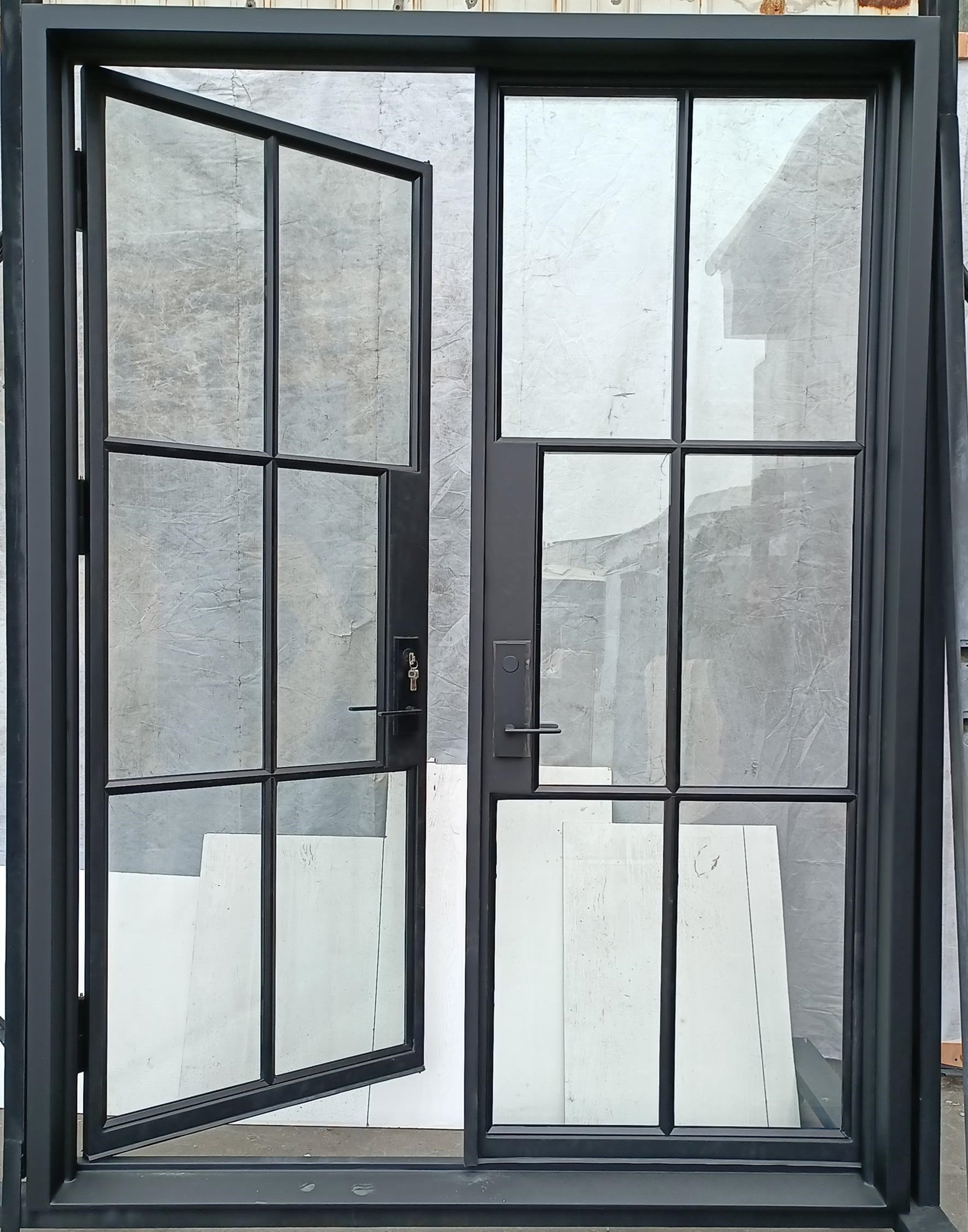 Arriving Soon - Breeze 6 - Double Square